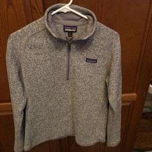 Women’s size medium Patagonia sweat shirt.